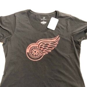 NWT Fanatics NHL Red Wings Women's Shirt Size 2XL